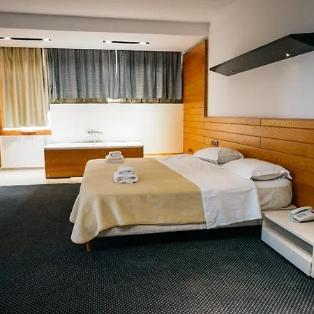 Hotel Bermon Tirana