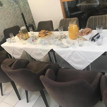 Bermon Τίρανα