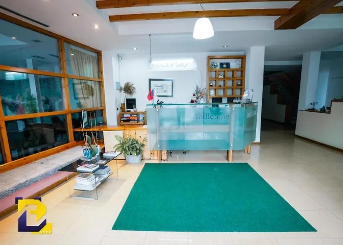 Bermon Hotel Otel 4*