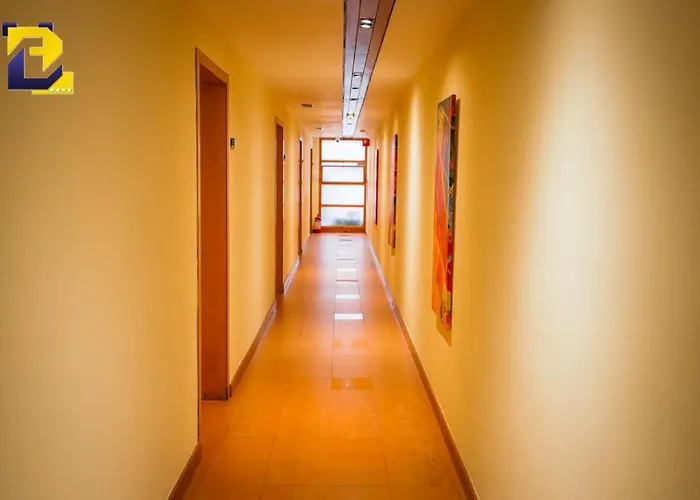 Bermon Hotel Otel 4*