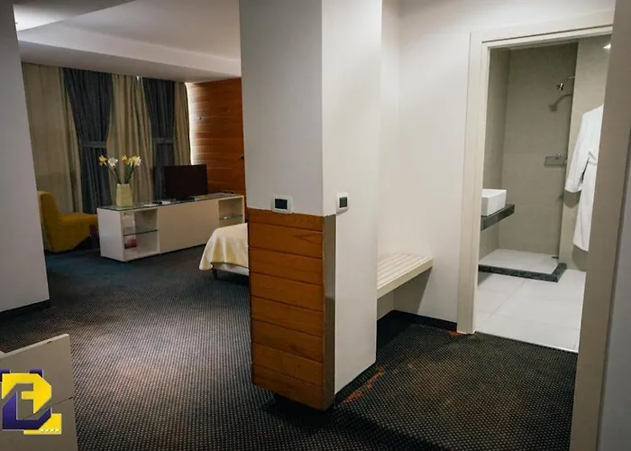 Bermon Hotel 4* Tiran