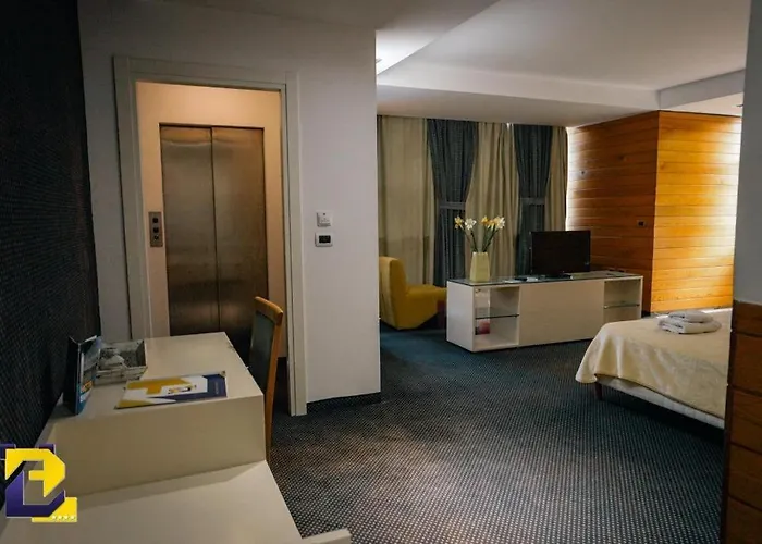 Bermon Hotel 4* Tiran