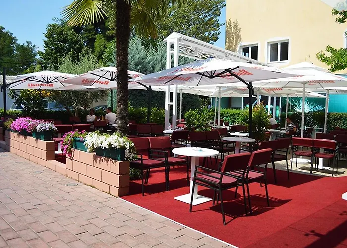 Bermon Hotel Otel