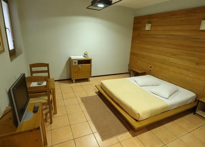 Otel Bermon Hotel Tiran