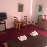 酒店 Bermon 地拉那