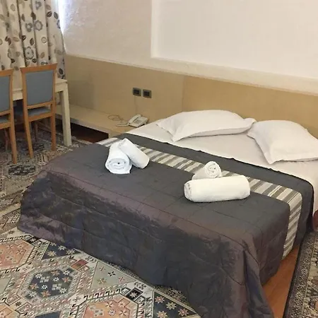 Bermon Hotel