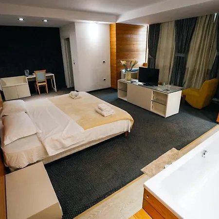 Bermon Hotel 4*