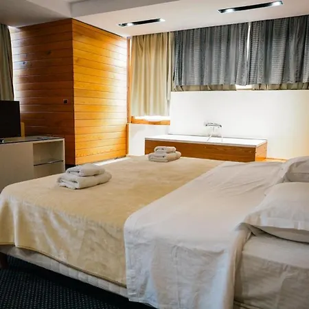 Bermon Hotel Tirana